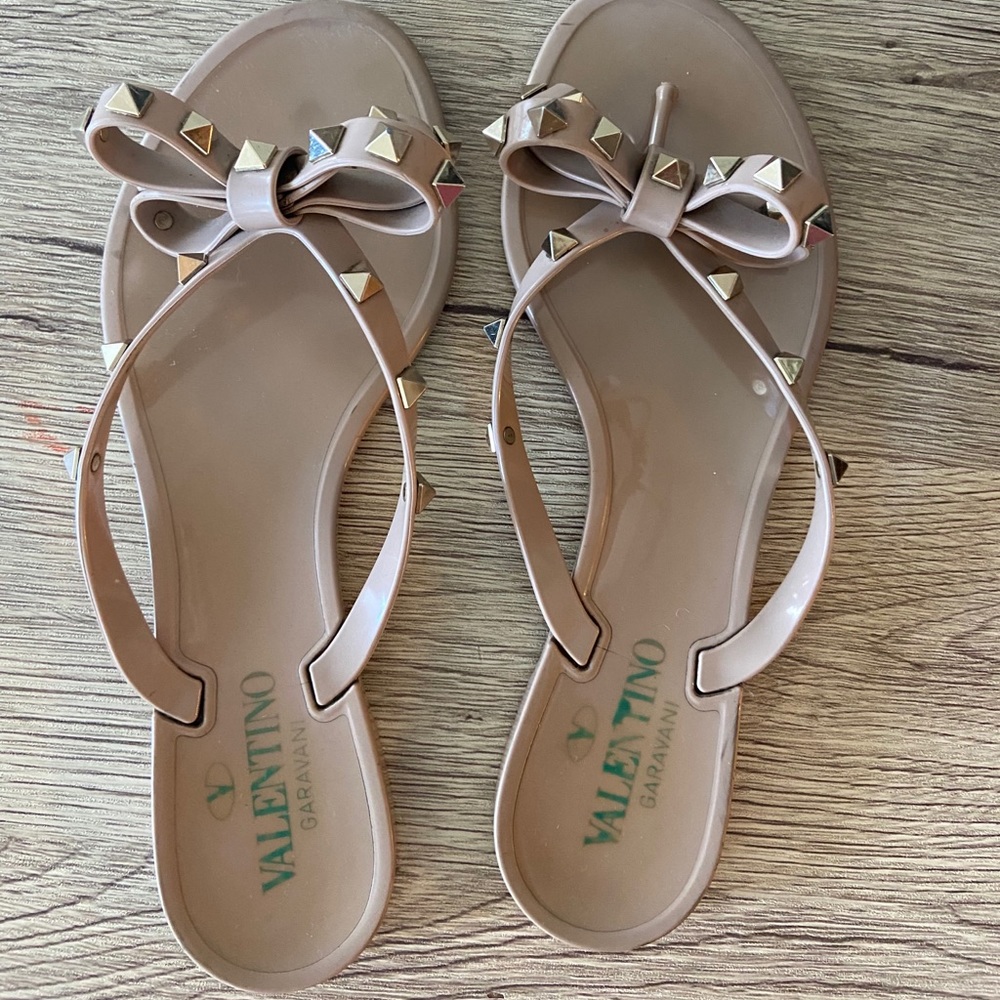 Valentino Garavani The Rockstud rubber sandals